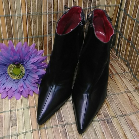 Michael Shannon Shoes - MICHAEL SHANNON BOOTIES 6 B  BLACK